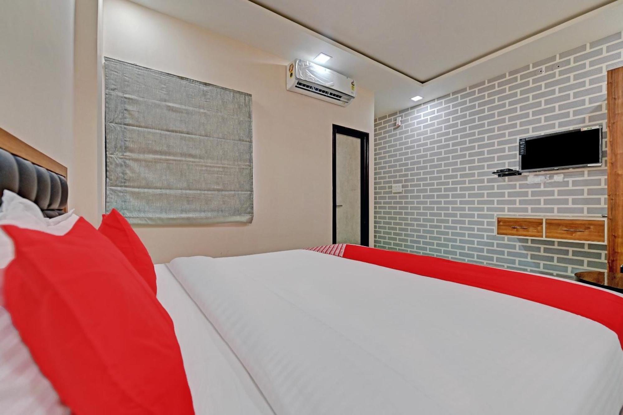 Hotel O The Castle Home Stay Inn Jaipur Exteriör bild